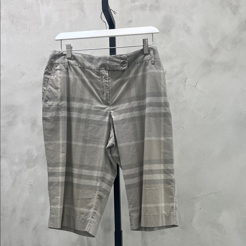 Plaid Cropped Pants in Gray and Cream